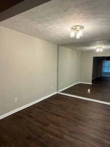 701 Parkaire Crossing, Marietta, GA 30068