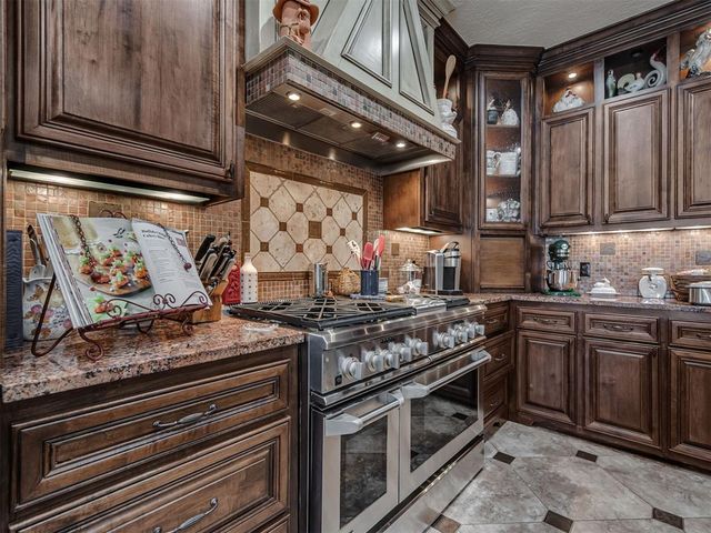 3301 Santa Rosa Court, Norman, OK 73071