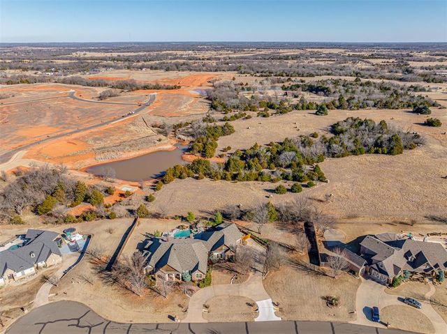 3301 Santa Rosa Court, Norman, OK 73071