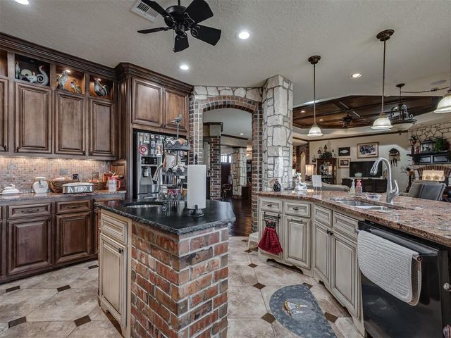 3301 Santa Rosa Court, Norman, OK 73071