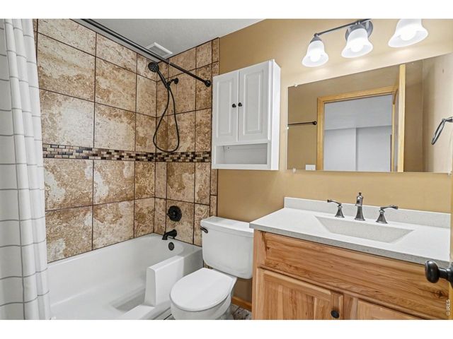 3413 Hewitt St, Loveland, CO 80538