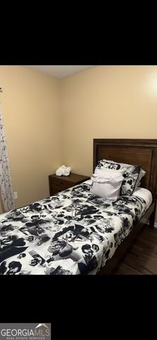 1304 Old Countryside w Circle, Stone Mountain, GA 30083