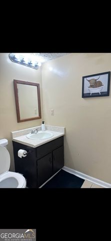 1304 Old Countryside w Circle, Stone Mountain, GA 30083