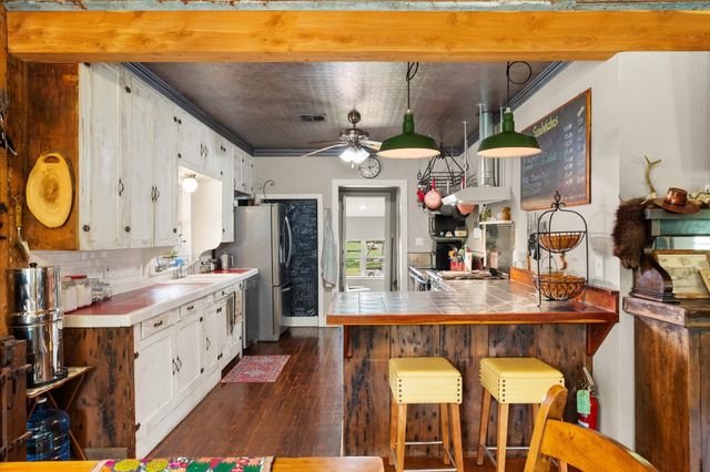 1101 S 37th Street, Corsicana, TX 75110