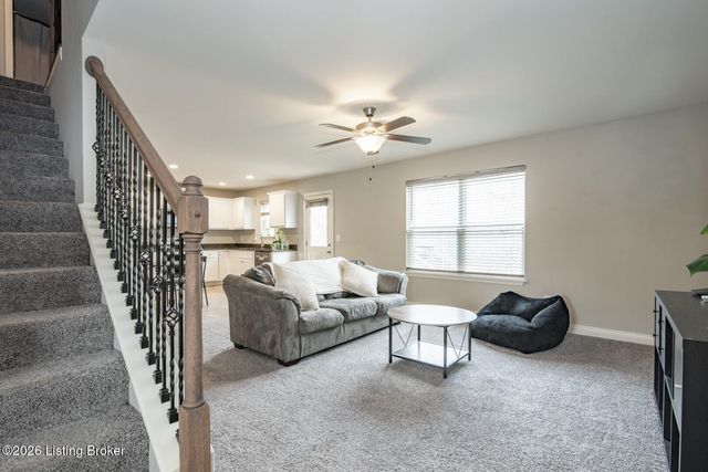 131 Flushing Meadows Dr, Rineyville, KY 40162