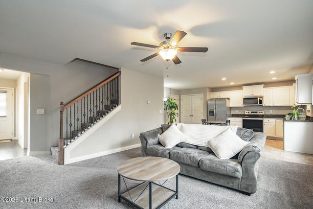 131 Flushing Meadows Dr, Rineyville, KY 40162