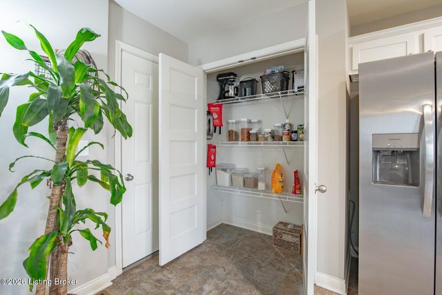 131 Flushing Meadows Dr, Rineyville, KY 40162