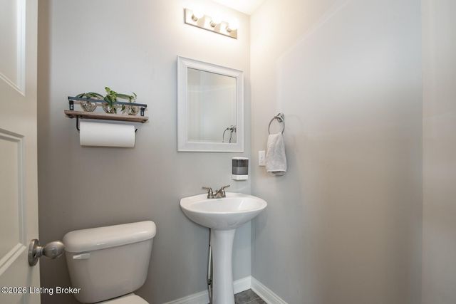 131 Flushing Meadows Dr, Rineyville, KY 40162