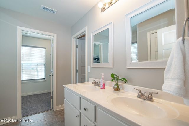 131 Flushing Meadows Dr, Rineyville, KY 40162