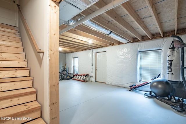 131 Flushing Meadows Dr, Rineyville, KY 40162