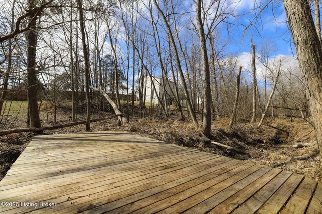 131 Flushing Meadows Dr, Rineyville, KY 40162