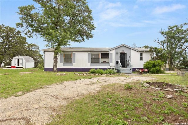 313 N WALNUT WAY, Boerne, TX 78006