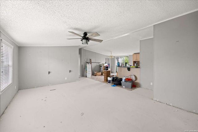 313 N WALNUT WAY, Boerne, TX 78006
