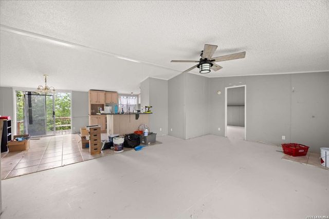 313 N WALNUT WAY, Boerne, TX 78006