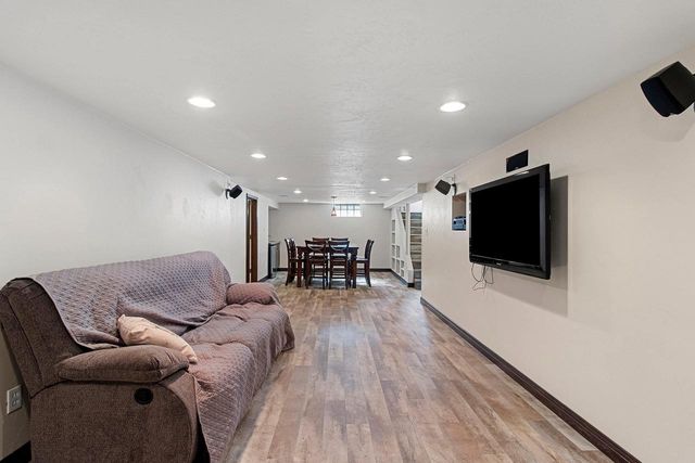 1253 MARIAN LANE, Green Bay, WI 54304