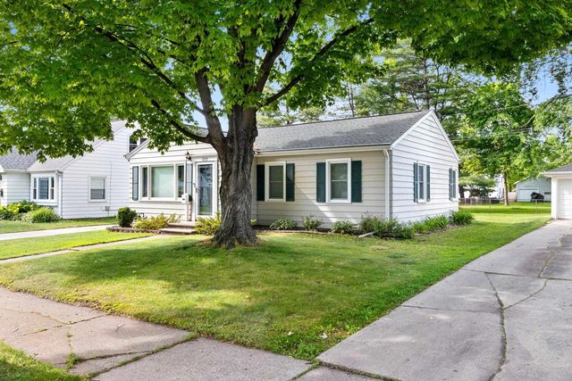 1253 MARIAN LANE, Green Bay, WI 54304