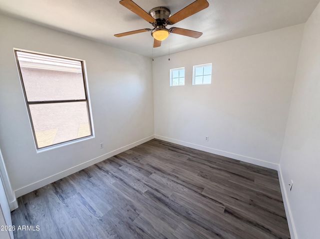 800 S BEDFORD Drive, Chandler, AZ 85225