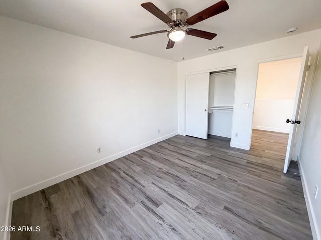 800 S BEDFORD Drive, Chandler, AZ 85225