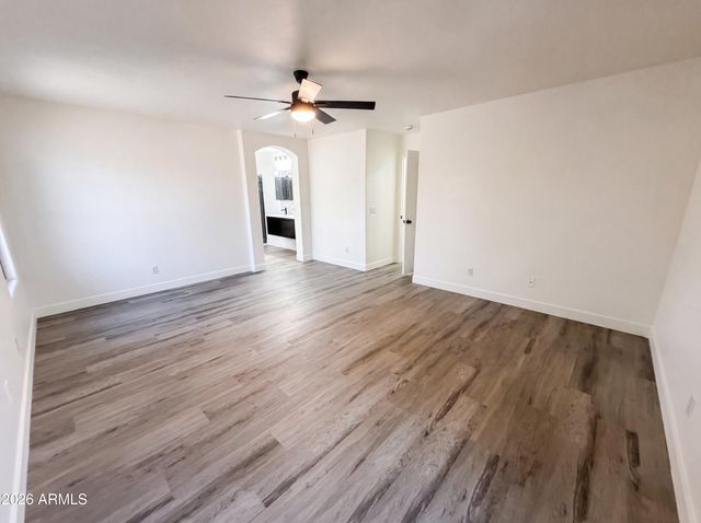 800 S BEDFORD Drive, Chandler, AZ 85225