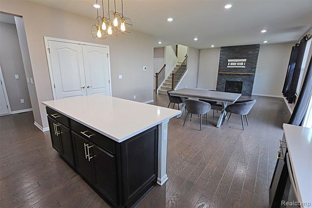795 Ford Mill Drive, Saline, MI 48176