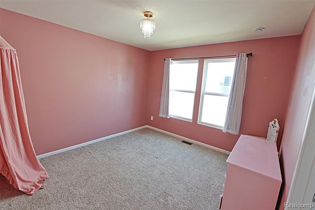 795 Ford Mill Drive, Saline, MI 48176