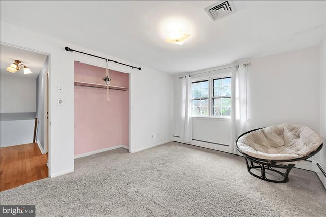 370 BEVERLY RD, Camp Hill, PA 17011
