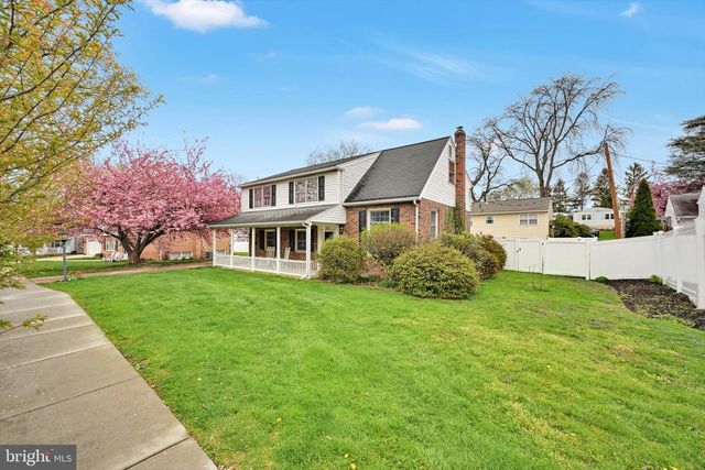 370 BEVERLY RD, Camp Hill, PA 17011