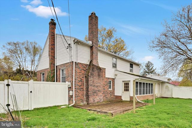 370 BEVERLY RD, Camp Hill, PA 17011