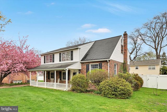 370 BEVERLY RD, Camp Hill, PA 17011