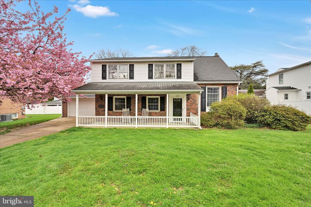 370 BEVERLY RD, Camp Hill, PA 17011