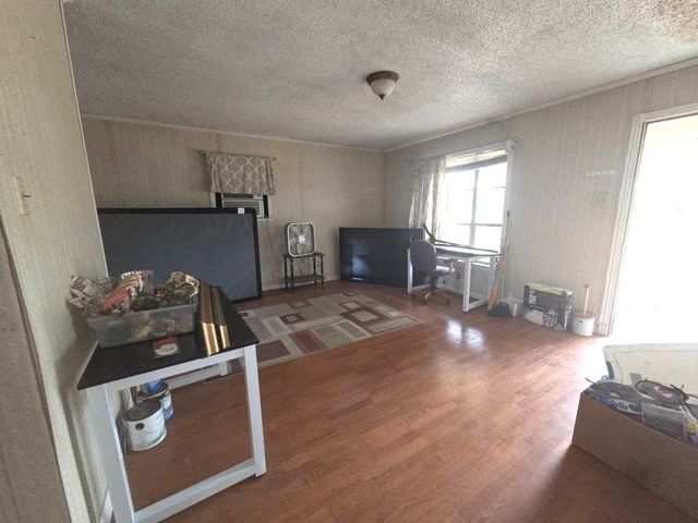 335 E County Road 2300, Riviera, TX 78379