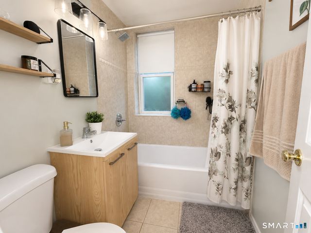 70 Strawberry Hill Avenue 2-1D, Stamford, CT 06902