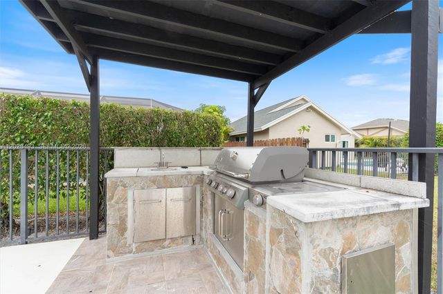 22397 Swordfish Dr, Boca Raton, FL 33428
