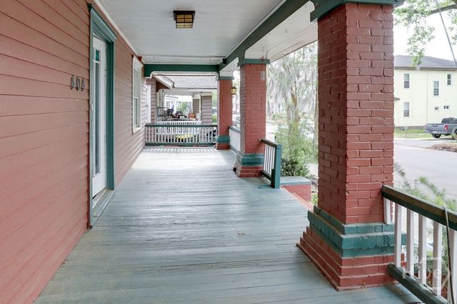 404 E 40th Street, Savannah, GA 31401