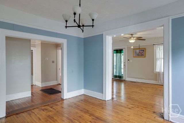 404 E 40th Street, Savannah, GA 31401