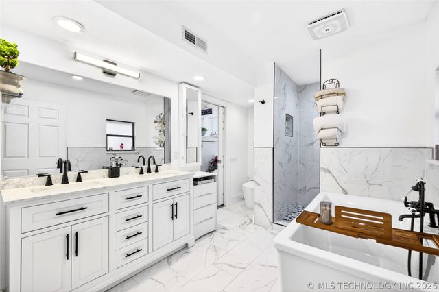 3741 E 108th Street S, Tulsa, OK 74137