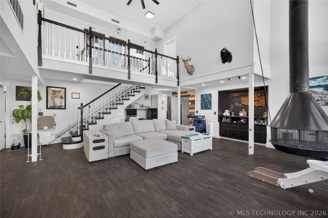 3741 E 108th Street S, Tulsa, OK 74137