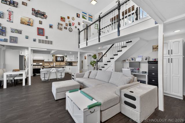 3741 E 108th Street S, Tulsa, OK 74137