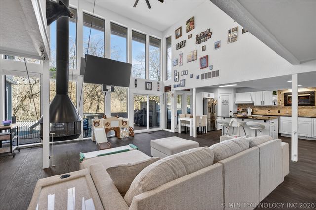 3741 E 108th Street S, Tulsa, OK 74137