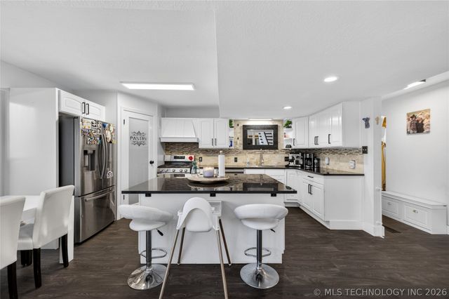 3741 E 108th Street S, Tulsa, OK 74137