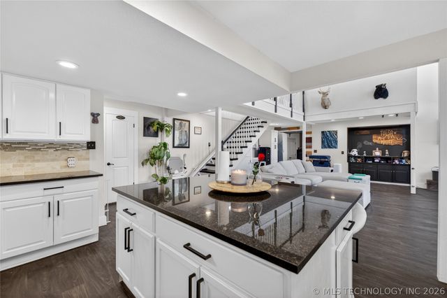 3741 E 108th Street S, Tulsa, OK 74137