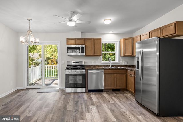 1431 11TH AVE, Williamstown, NJ 08094
