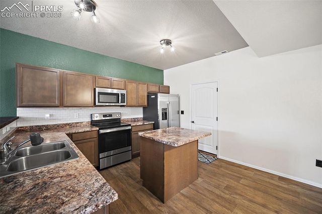 7617 Black Spruce Heights, Colorado Springs, CO 80908