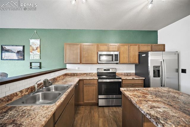 7617 Black Spruce Heights, Colorado Springs, CO 80908