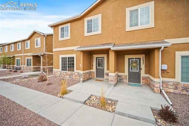 7617 Black Spruce Heights, Colorado Springs, CO 80908