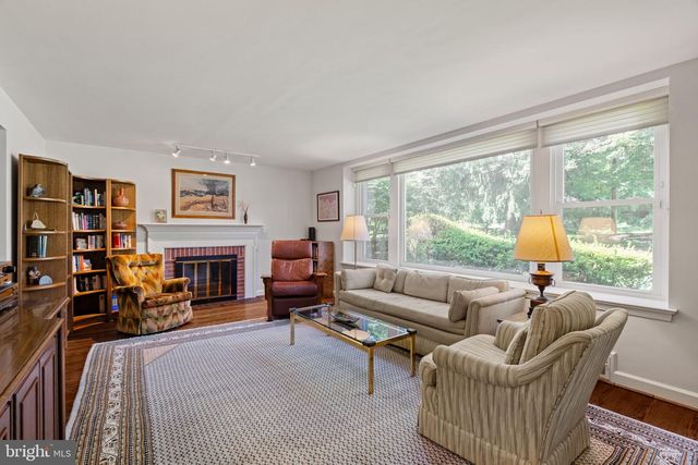 1123 HAGYS FORD, Penn Valley, PA 19072