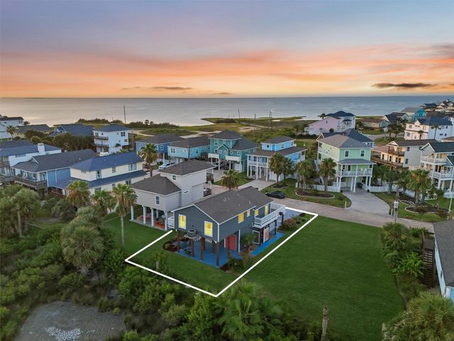 22513 Bay Point Drive, Galveston, TX 77554
