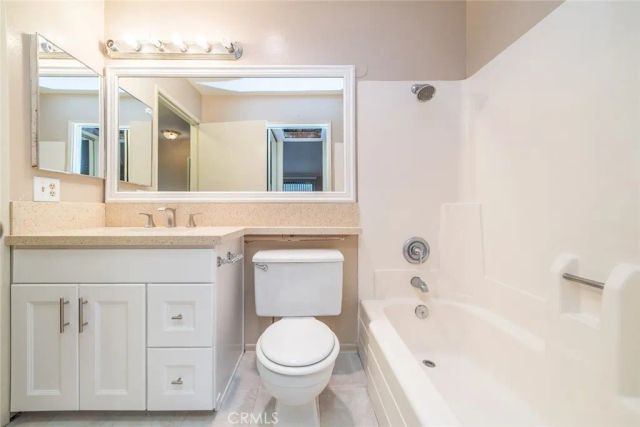 160 TANGELO, Irvine, CA 92620