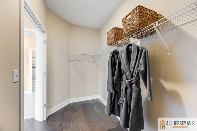 1 Galerie Court, Monroe, NJ 08831