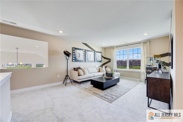 1 Galerie Court, Monroe, NJ 08831